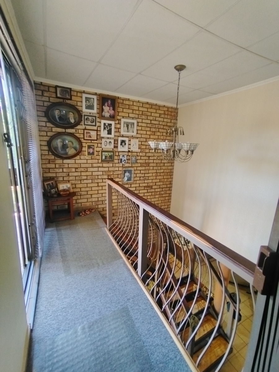 4 Bedroom Property for Sale in Christiana North West